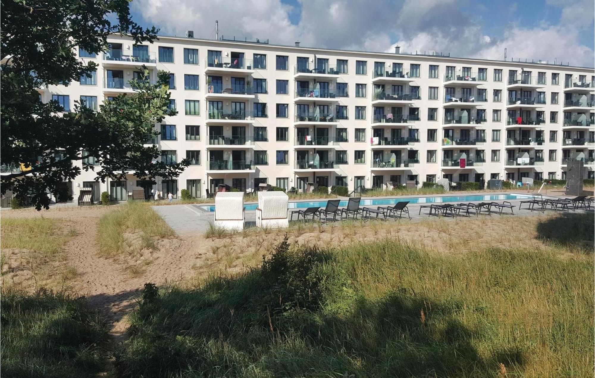 Pearl Apartment